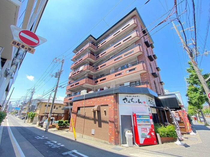 グランデ葛野の物件外観写真