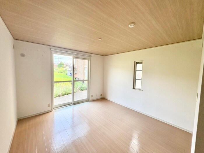 ヴェルデュ－ル・ピノの物件内観写真