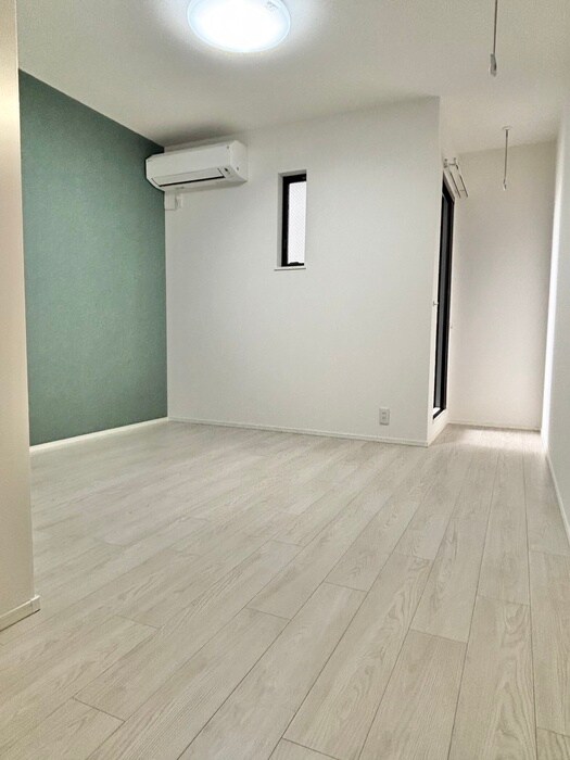 ＲＥＧＩＥＳ塚本の物件内観写真