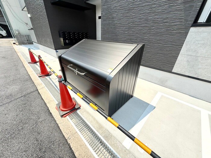 ＲＥＧＩＥＳ塚本の物件外観写真