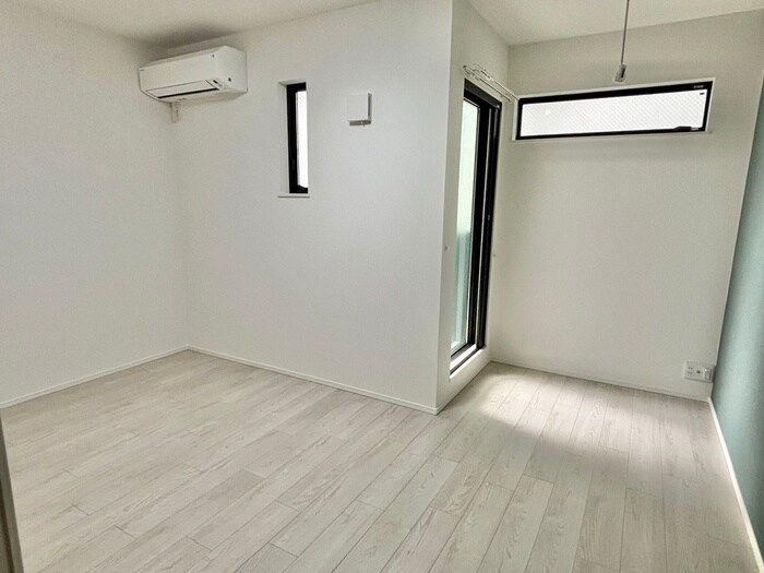 ＲＥＧＩＥＳ塚本の物件内観写真