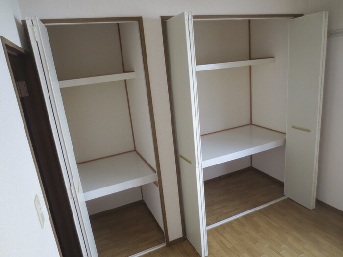 フレマリ－ルＮＯＭＡの物件内観写真