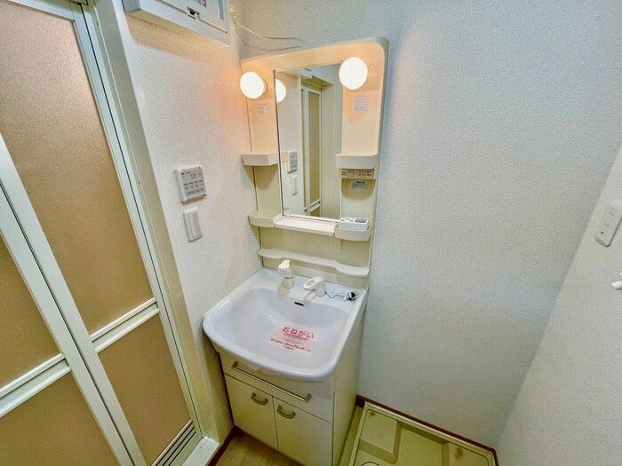 プラウドコ－トの物件内観写真