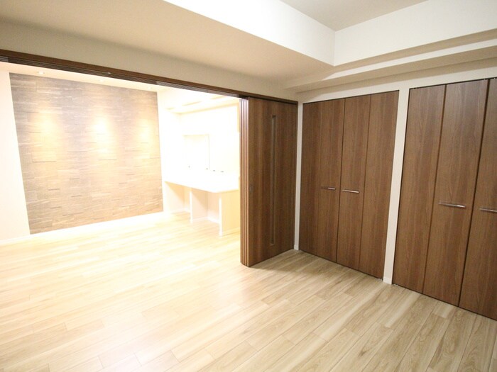 スプランディッド江坂駅前の物件内観写真