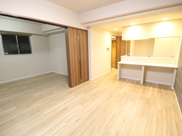 スプランディッド江坂駅前の物件内観写真