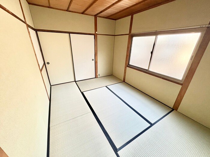 西院太田町貸家の物件内観写真