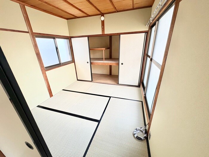 西院太田町貸家の物件内観写真