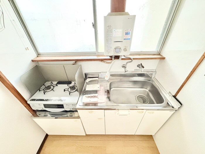 西院太田町貸家の物件内観写真