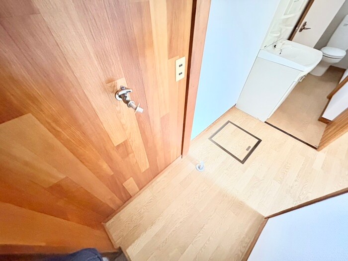 西院太田町貸家の物件内観写真