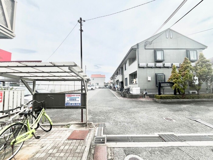 吉川ハイツの物件外観写真