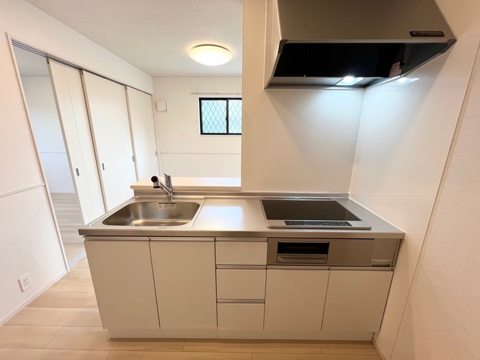 エヌ　プラスの物件内観写真