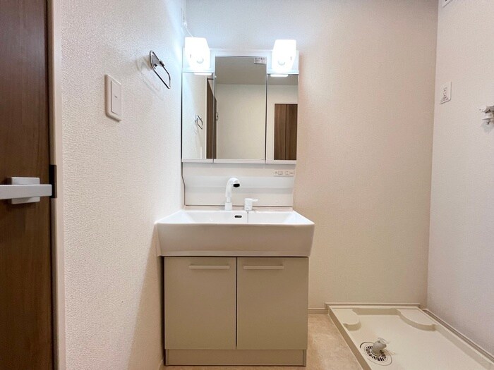 エヌ　プラスの物件内観写真