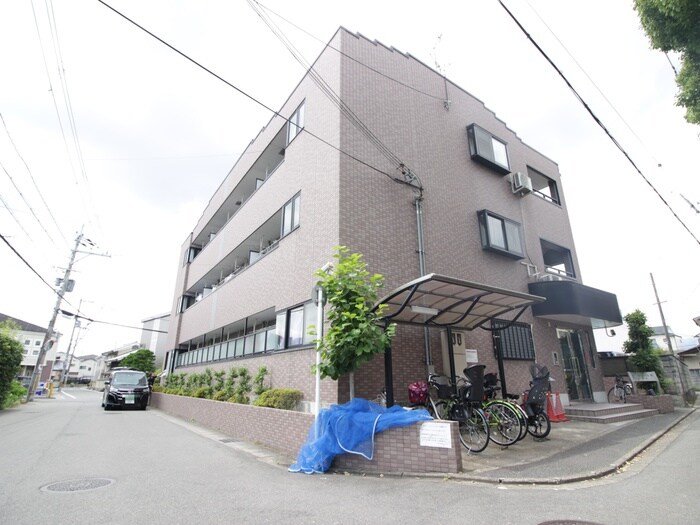 ル－ミナス桂の物件外観写真