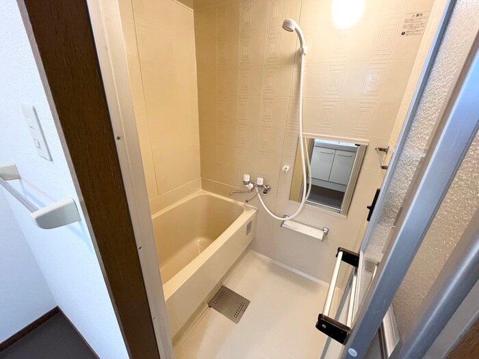 ル－ミナス桂の物件内観写真