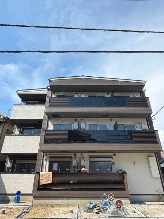 アイビー俊徳道の物件外観写真