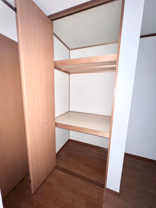 メゾン北杭瀬の物件内観写真