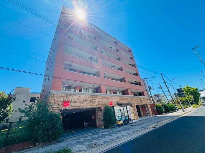 プレジオ西宮の物件外観写真