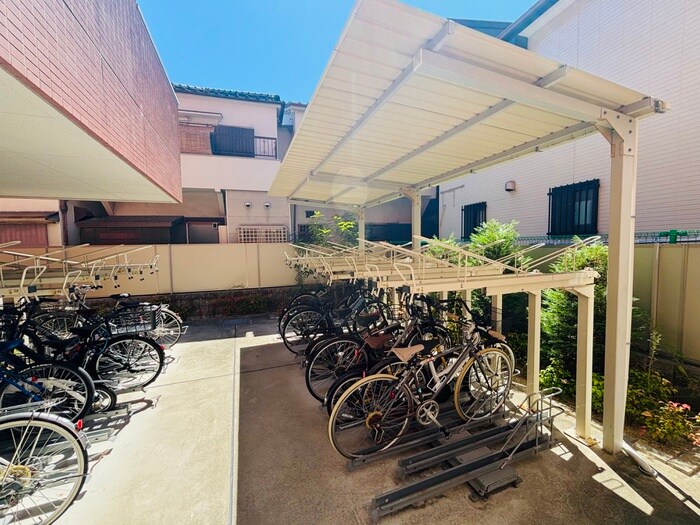 プレジオ西宮の物件外観写真