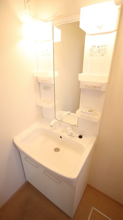 グリ－ン・ヴィラⅡの物件内観写真