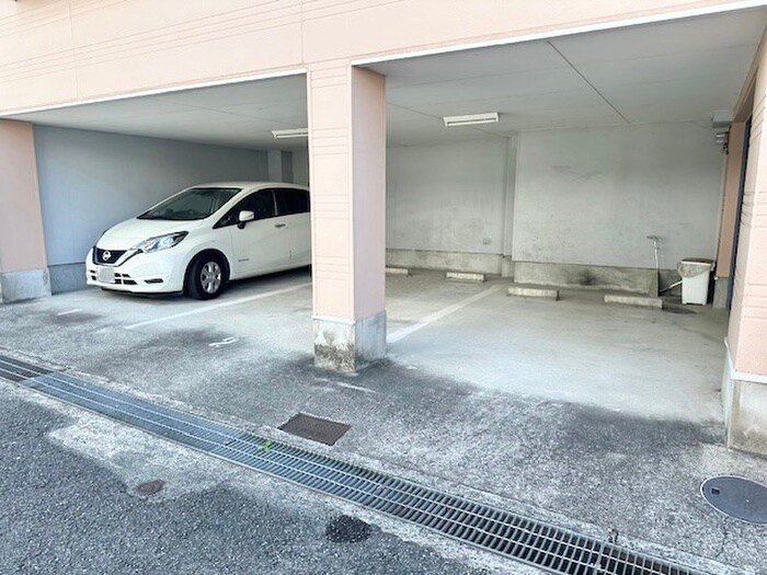 シャルマンの物件外観写真