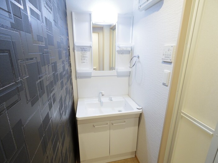 プリエ深草の物件内観写真