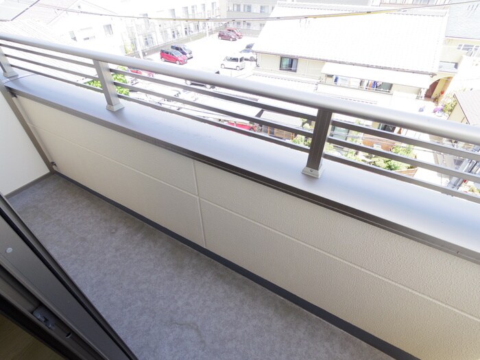 プリエ深草の物件内観写真