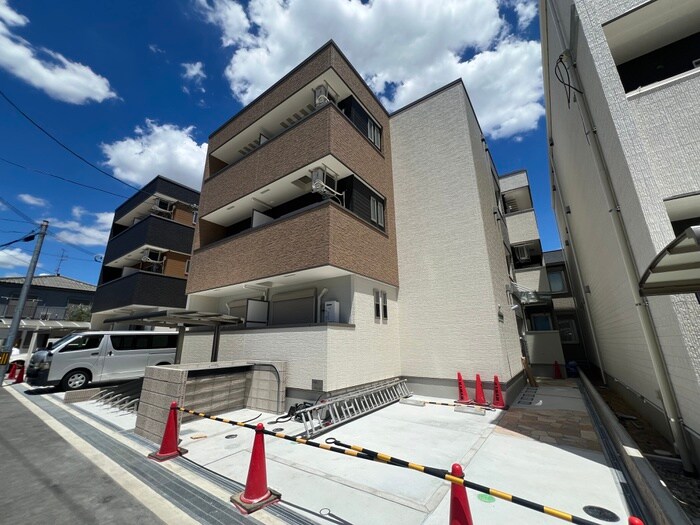 フジパレス沢良宜東Ⅱ番館の物件外観写真