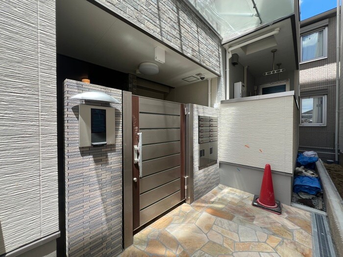 フジパレス沢良宜東Ⅱ番館の物件外観写真