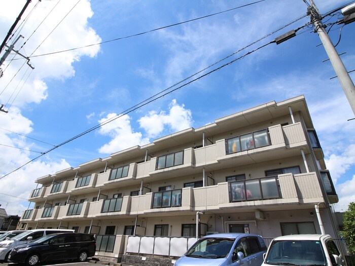 フラット北白川の物件外観写真