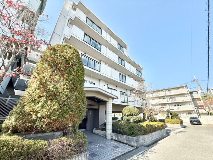 パルハセトン香里園の物件外観写真