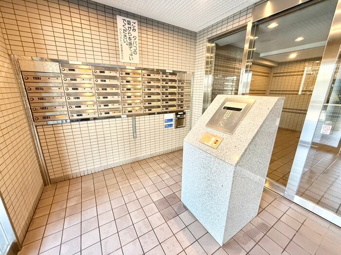 パルハセトン香里園の物件外観写真