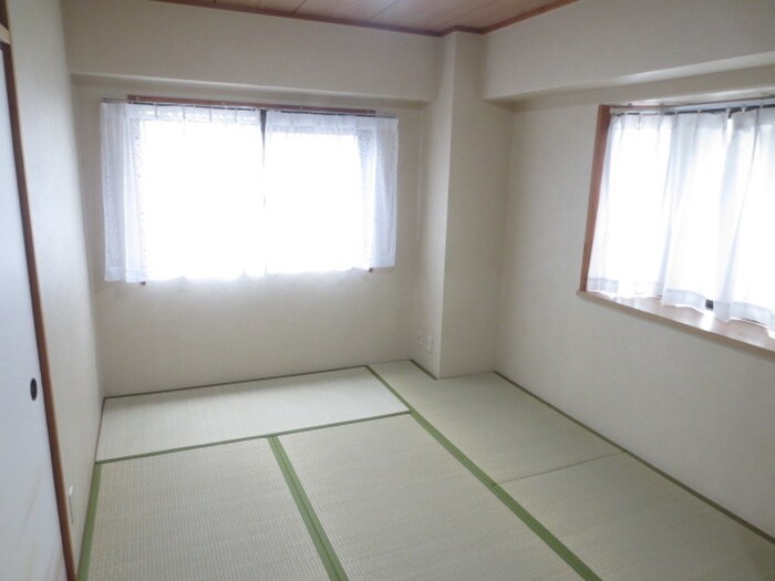 ラ・メ－ル鉢塚の物件内観写真