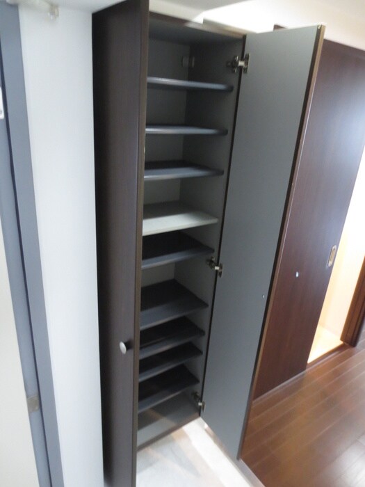 ライブガーデン新大阪の物件内観写真