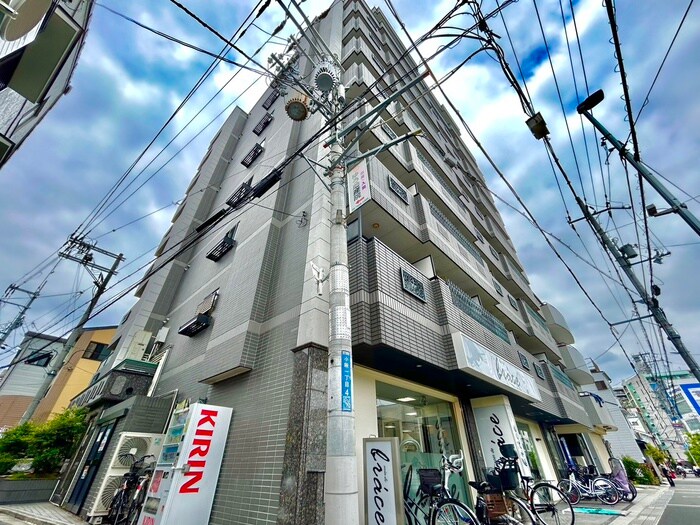 ｱﾐﾃｨ小阪の物件外観写真