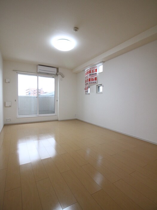 クレールコートの物件内観写真