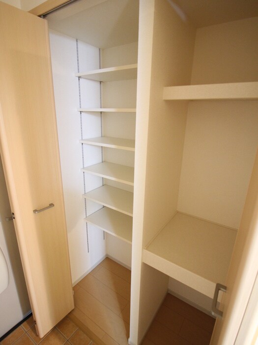 クレールコートの物件内観写真