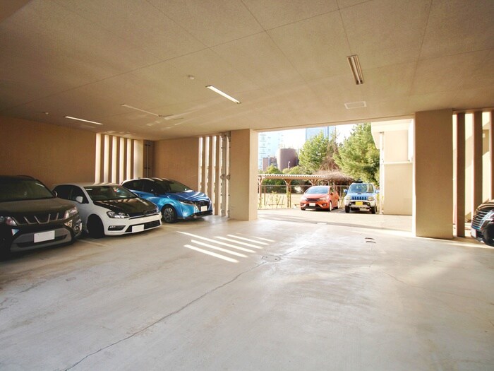 アーデン千里中央の物件外観写真