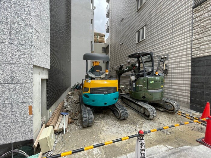 ﾌﾟﾚｻﾝｽ大国町ｱﾄﾞﾛｯｿ(305)の物件外観写真