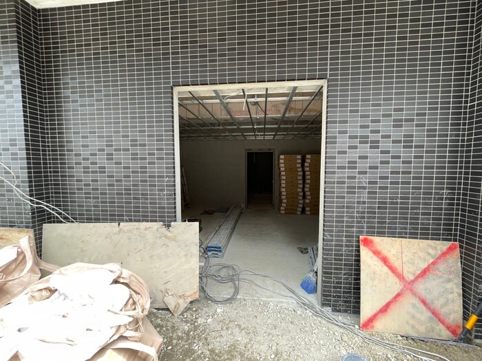 ﾌﾟﾚｻﾝｽ大国町ｱﾄﾞﾛｯｿ(305)の物件外観写真