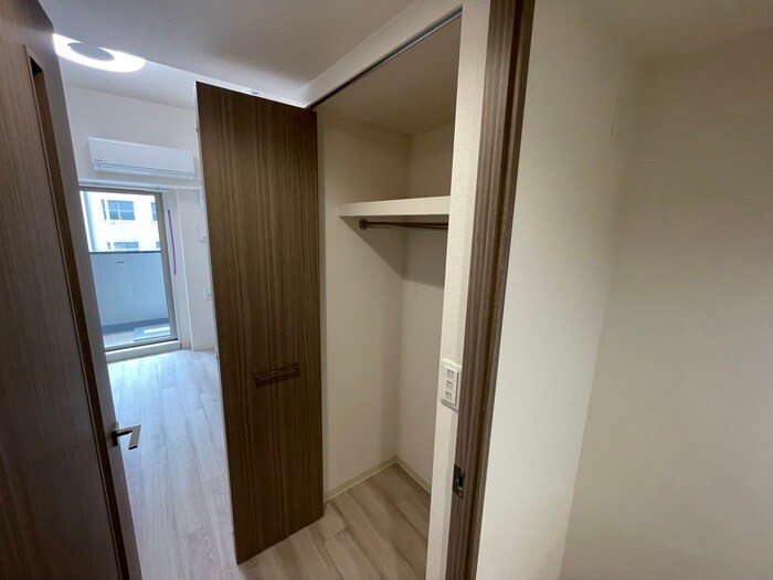 ﾌﾟﾚｻﾝｽ大国町ｱﾄﾞﾛｯｿ(305)の物件内観写真