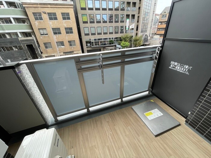 ﾌﾟﾚｻﾝｽ大国町ｱﾄﾞﾛｯｿ(305)の物件内観写真