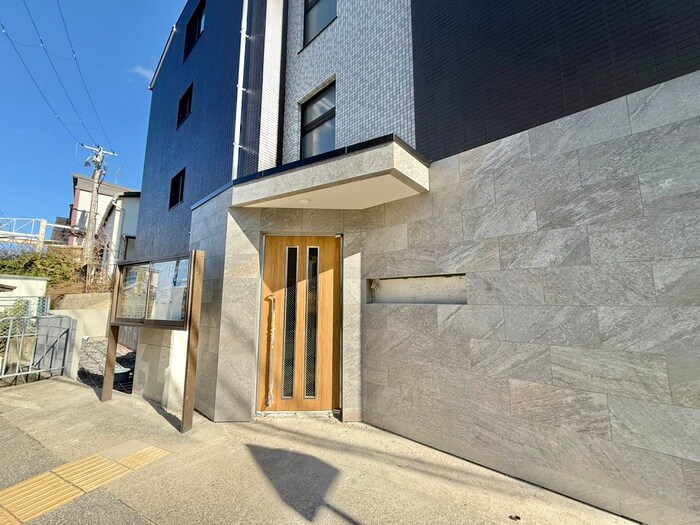 CUORE城陽の物件外観写真