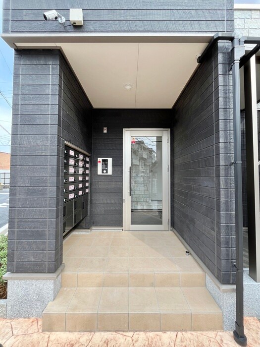 ヒカルサ枚方の物件外観写真