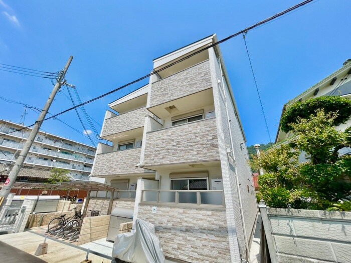 ラモーナ北条Ⅲの物件外観写真