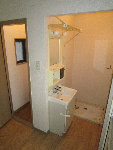 エスポワ－ルＢ棟の物件内観写真