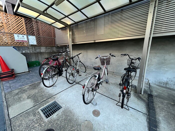 Alpha Stage APMⅡの物件外観写真