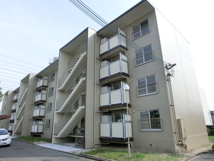 エル・セレーノ志紀の物件外観写真