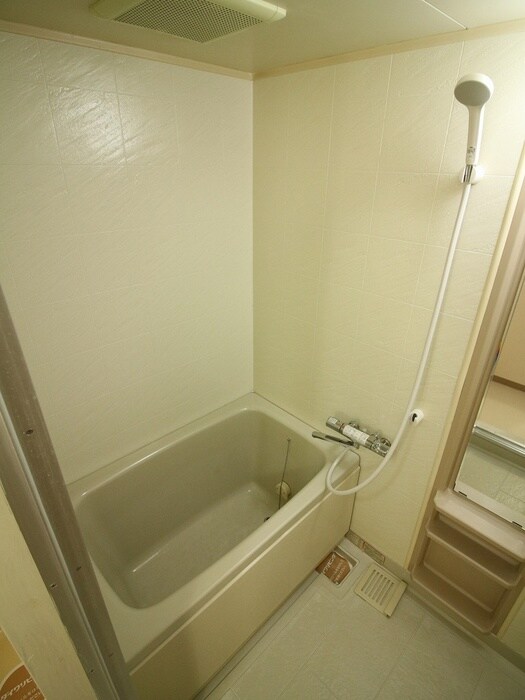 ファミリ－ハイツ岡町の物件内観写真