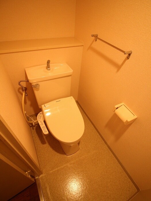 ファミリ－ハイツ岡町の物件内観写真