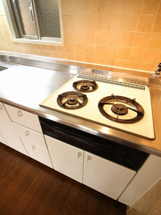 ファミリ－ハイツ岡町の物件内観写真